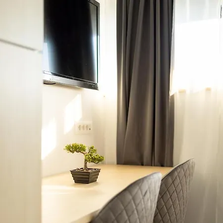 Trzin-mlake W Free Parking *